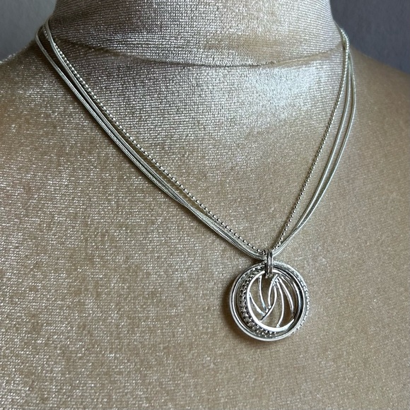 Ocean wave multi open circle layered chain silver tone Necklace - Picture 7 of 8
